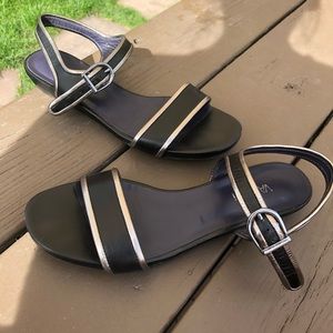 VGUC VANELi genuine leather sandals